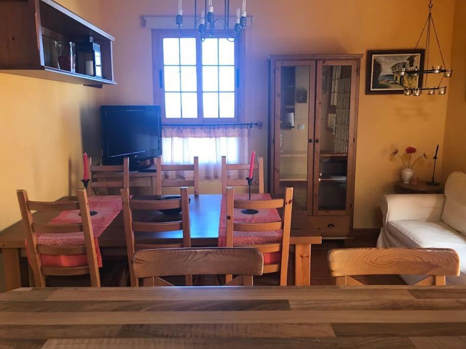 Una Casa Con Vistas Ла-Калета Екстер'єр фото